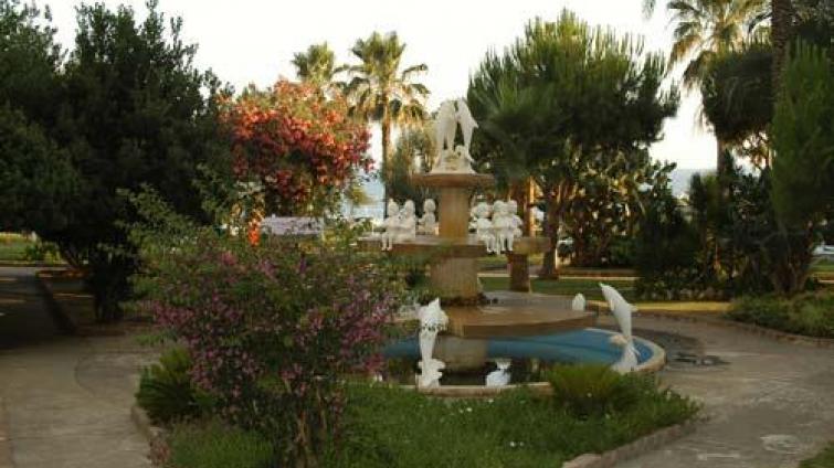 SERAPSU BEACH RESORT