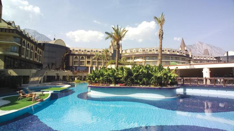 LE CHATEAU DE PRESTIGE RESORT 