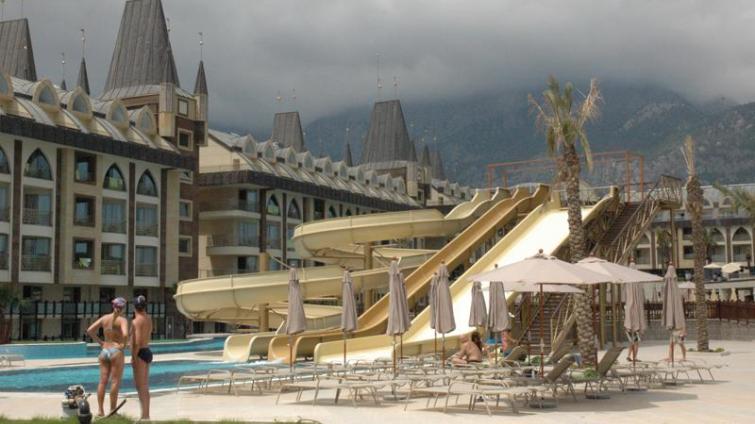 LE CHATEAU DE PRESTIGE RESORT 