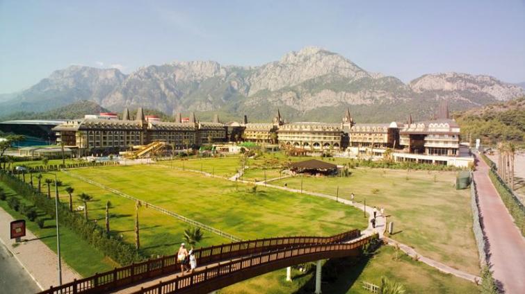 LE CHATEAU DE PRESTIGE RESORT 