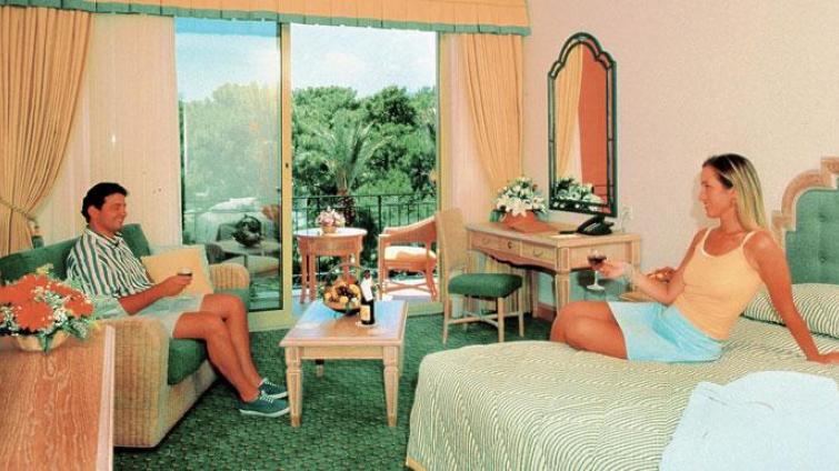 FANTASiA DELUXE HOTEL