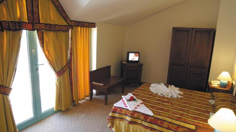 FAME RESiDENCE GÖYNÜK