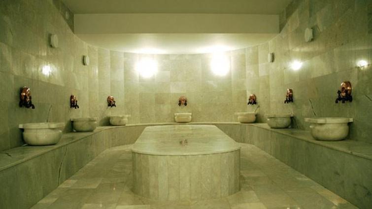 CHARiSMA DELUXE HOTEL