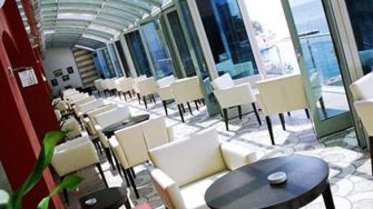CHARiSMA DELUXE HOTEL