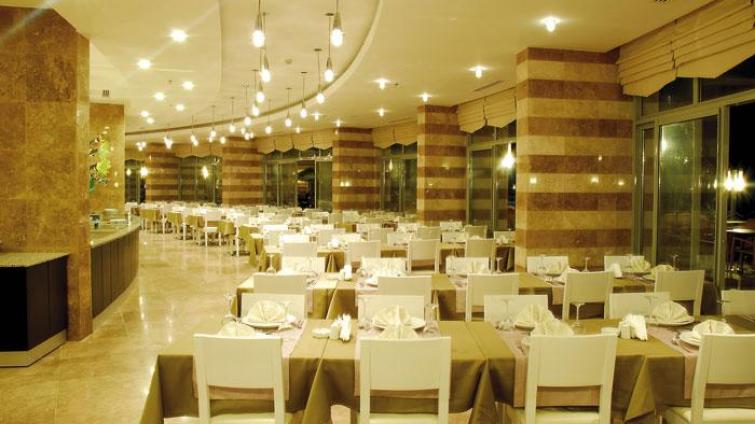 CHARiSMA DELUXE HOTEL