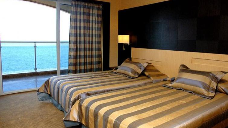 CHARiSMA DELUXE HOTEL