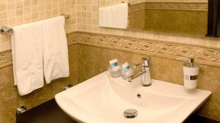 CHARiSMA DELUXE HOTEL