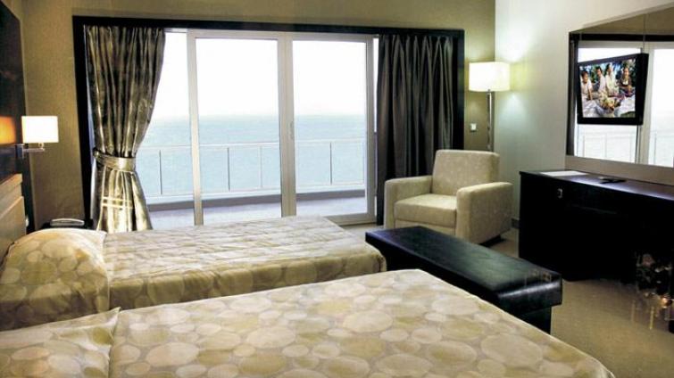 CHARiSMA DELUXE HOTEL