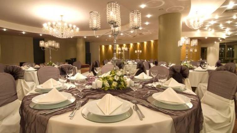 CHARiSMA DELUXE HOTEL