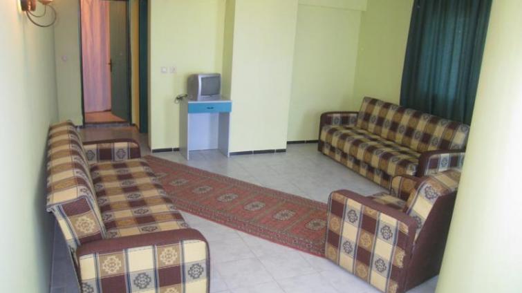 ŞADIRVAN FAMiLY SUiTE