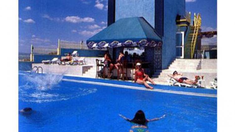 ŞADIRVAN FAMiLY SUiTE