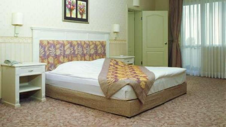 PEMAR BEACH RESORT HOTEL