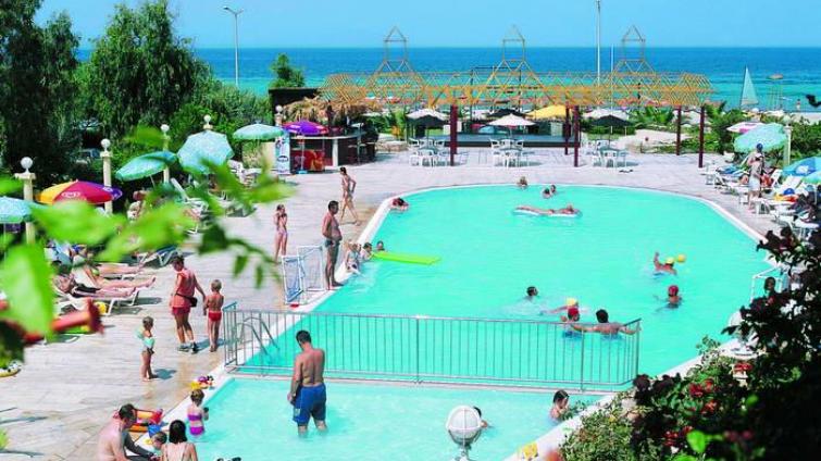 MERSiN BEACH HOTEL