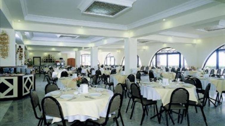 EGERiA OTEL BEACH CLUB