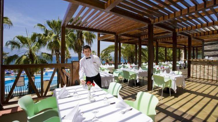 FANTASiA DE LUXE HOTEL KUŞADASI
