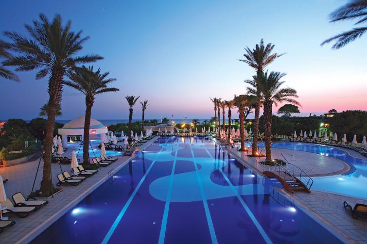  LİMAK ATLANTiS HOTELS & RESORTS