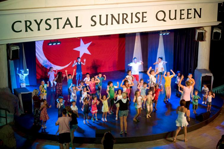 CRYSTAL SUNRİSE QUEEN LUXURY RESORT & SPA 