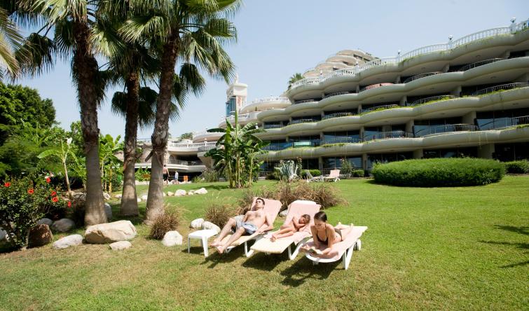 CRYSTAL SUNRİSE QUEEN LUXURY RESORT & SPA 
