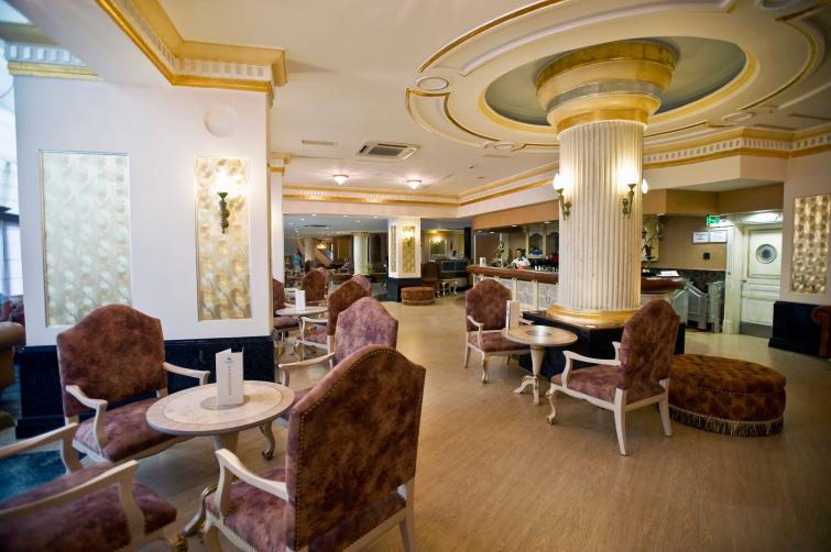 CRYSTAL SUNRİSE QUEEN LUXURY RESORT & SPA 