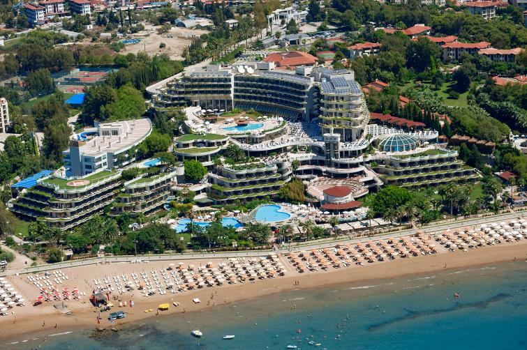 CRYSTAL SUNRİSE QUEEN LUXURY RESORT & SPA 