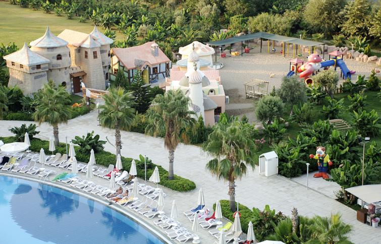 AMELİA BEACH RESORT & SPA 
