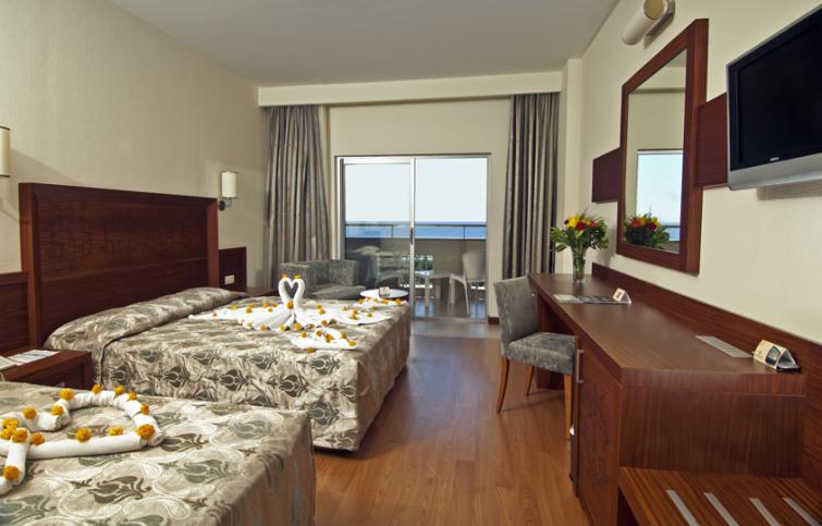 AMELİA BEACH RESORT & SPA 