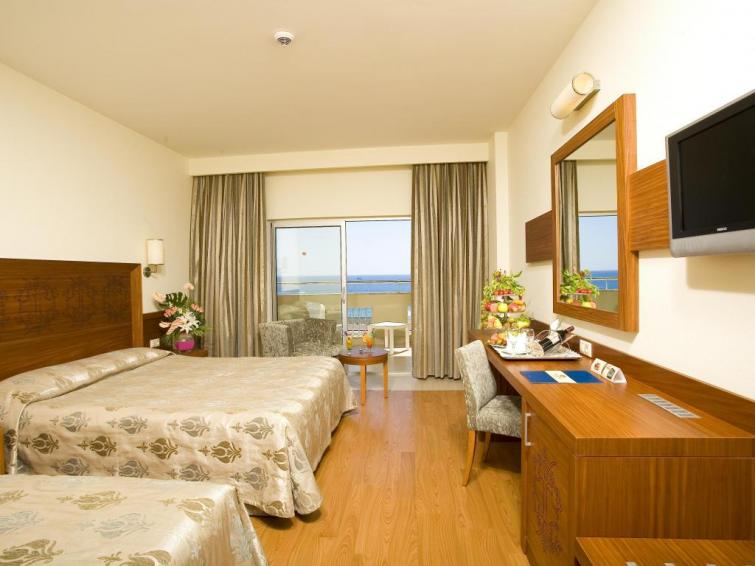 AMELİA BEACH RESORT & SPA 