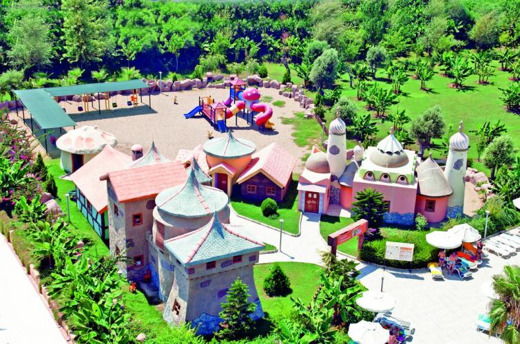 AMELİA BEACH RESORT & SPA 