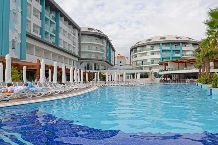 SEASHELL RESORT SPA