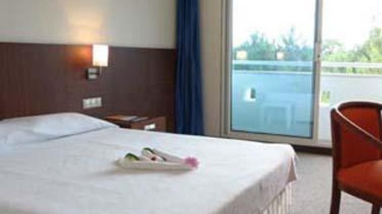 NAUTILUS HOTEL