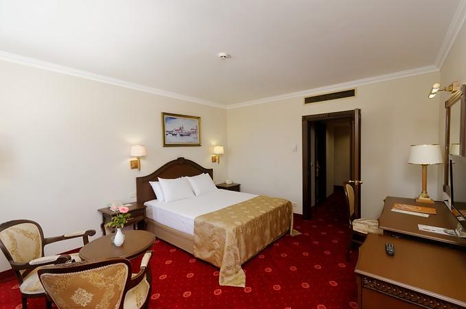 VENEZİA PALACE DELUXE RESORT HOTEL 