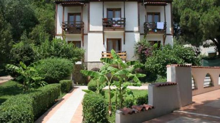 JUSTiNiANO WiSH GRAND KEMER