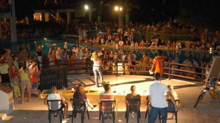 JUSTiNiANO WiSH GRAND KEMER