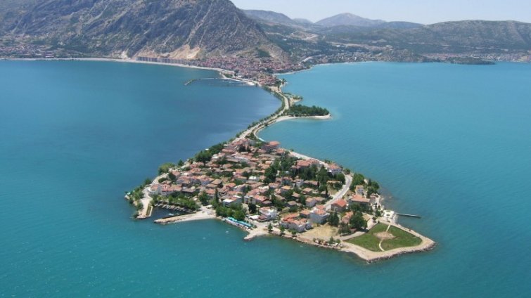 Isparta Güller ve Göller Turu / 1 Gece Konaklama